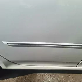 haliji korolla molding