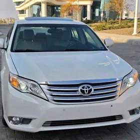 Toyota Avalon 2012