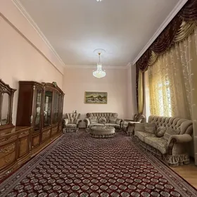 SATLYK PODWOYSKIY 4 KOMNAT