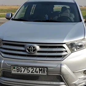 Toyota Highlander 2013