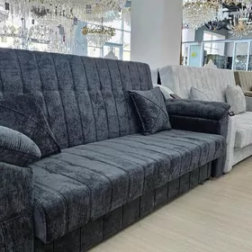 MEBEL DIWAN AKARDION