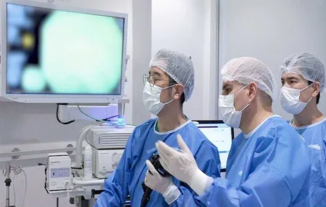 Ýaponiýaly lukmanlar türkmen kärdeşleri bilen tejribe alyşýarlar