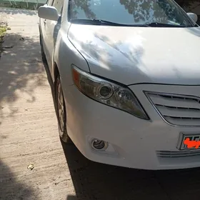 Toyota Camry 2011