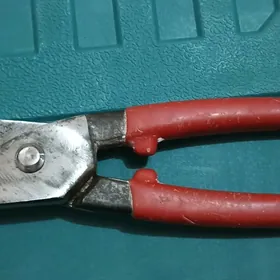 Ножницы по металлу