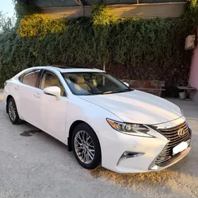 Lexus ES 350 2016