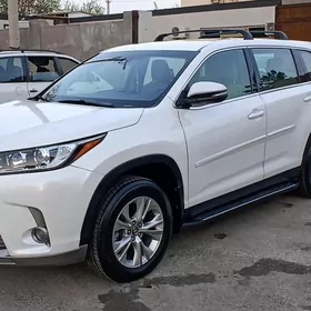 Toyota Highlander 2019