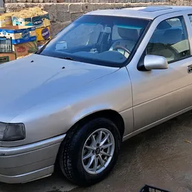 Opel Vectra 1990