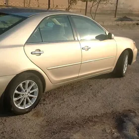 Toyota Camry 2003