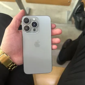 Iphone x. 15 pro ovurlen