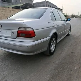 BMW E39 1998
