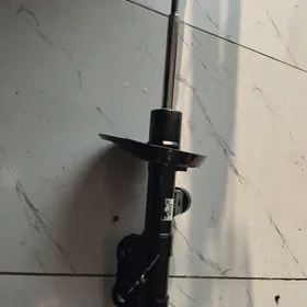 Amartizator camry 18.25y