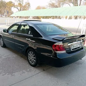Toyota Camry 2005