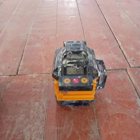 lazerny urawen ekranlysy