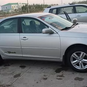 Toyota Camry 2004