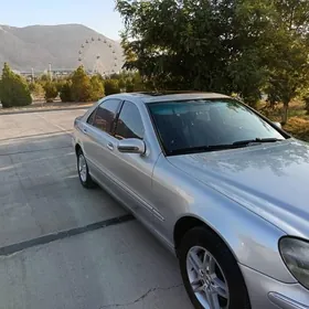 Mercedes-Benz S-Class 2001