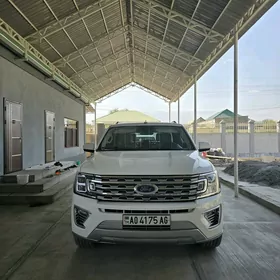 Ford Expedition 2021