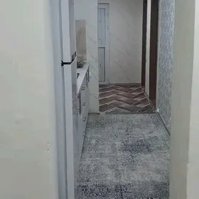 30 mkr 5/5 etaz 1 komnat