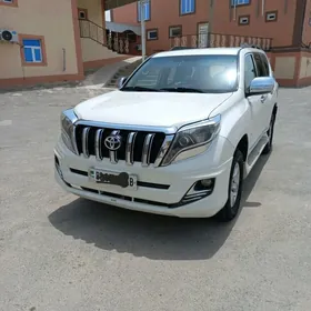 Toyota Land Cruiser Prado 2010