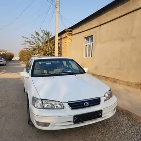 Toyota Camry 1998