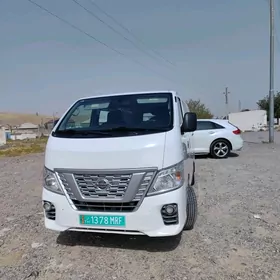 Nissan Urvan 2020