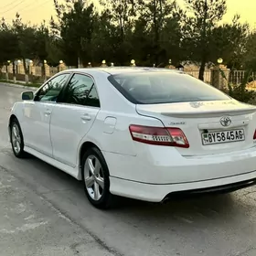 Toyota Camry 2011