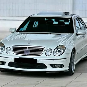 Mercedes-Benz E500 2003