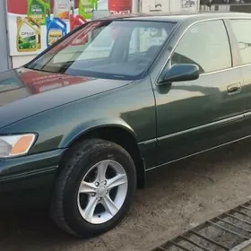 Toyota Camry 1999