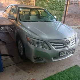 Toyota Camry 2010
