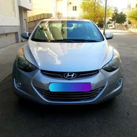 Hyundai Elantra 2012