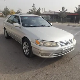 Toyota Camry 2001