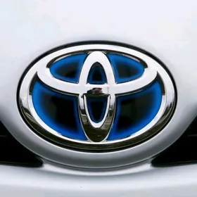 Toyota Emblema
