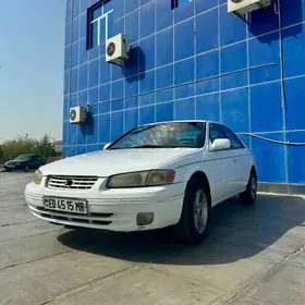 Toyota Camry 1998