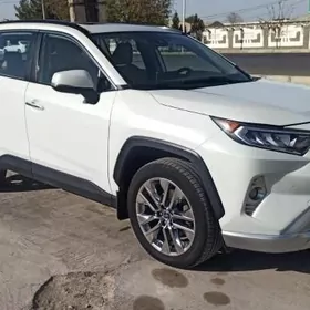 Toyota RAV4 2020