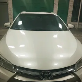 Toyota Camry 2016