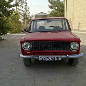 Lada 2104 1986