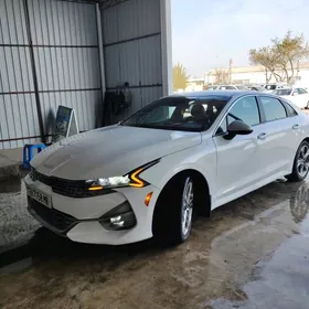 Kia K5 2022