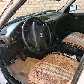 BMW 520 1990