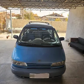 Toyota Previa 1995