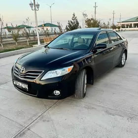 Toyota Camry 2010