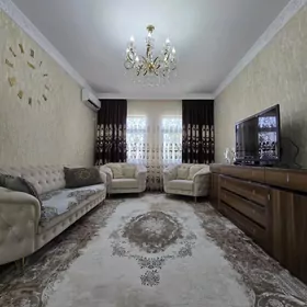 3 ком 9/2 этаж 82 кв2 Мир 3