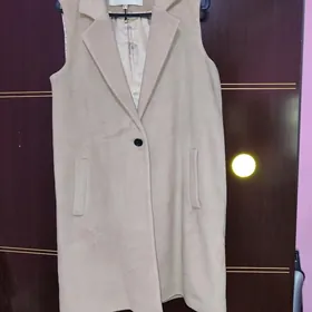 Безрукавка  как палто