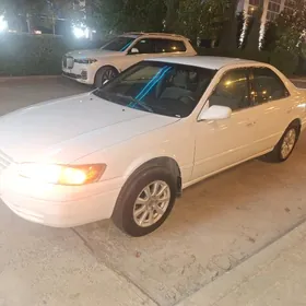 Toyota Camry 1997
