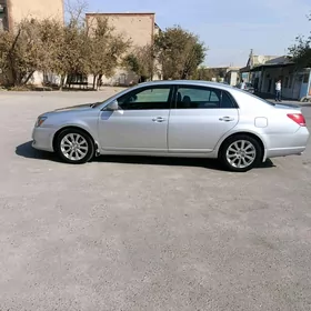 Toyota Avalon 2005