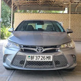 Toyota Camry 2017