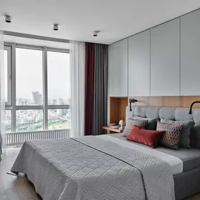 MIR 7/2  6 etaj 3 komnat 86kw