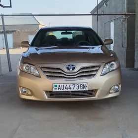 Toyota Camry 2011