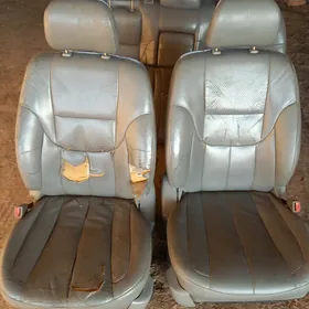 sideniya avalon 2003