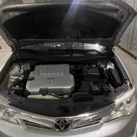Toyota Camry 2011