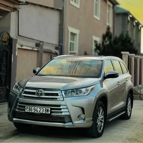 Toyota Highlander 2019