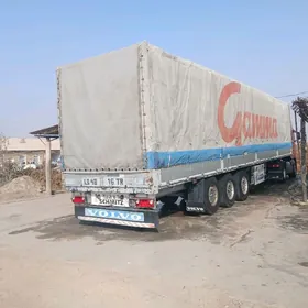 Schmitz Cargobull 2004